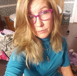 Meet your Posher, Kelie